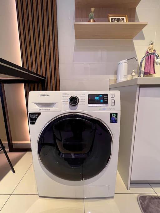 Modern Suites At Arte Mont Kiara By Iconique กัวลาลัมเปอร์ ภายนอก รูปภาพ